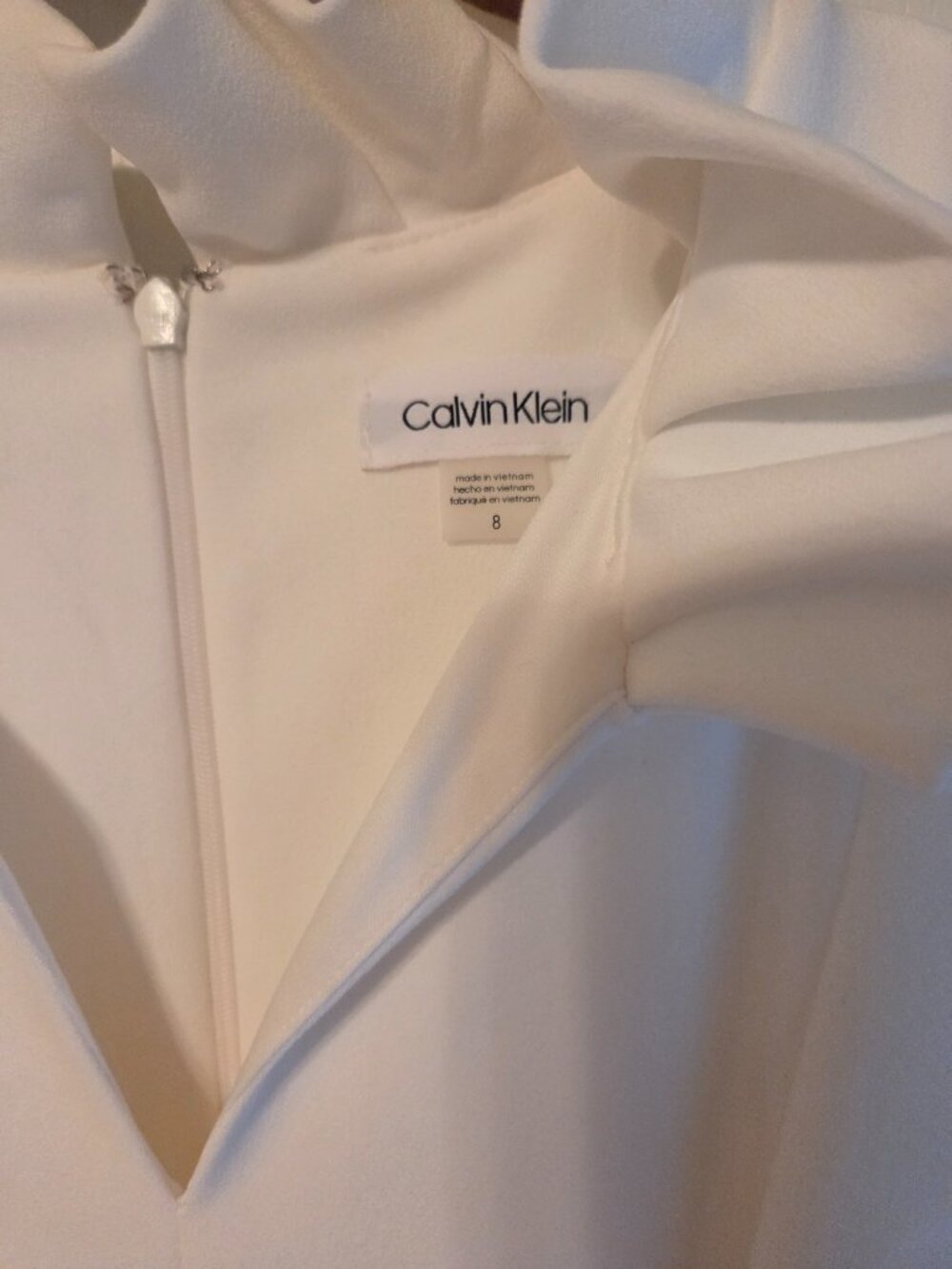 Calvin Klein White Size 8 Dress with Ruffled Collar - Picture 6 of 9